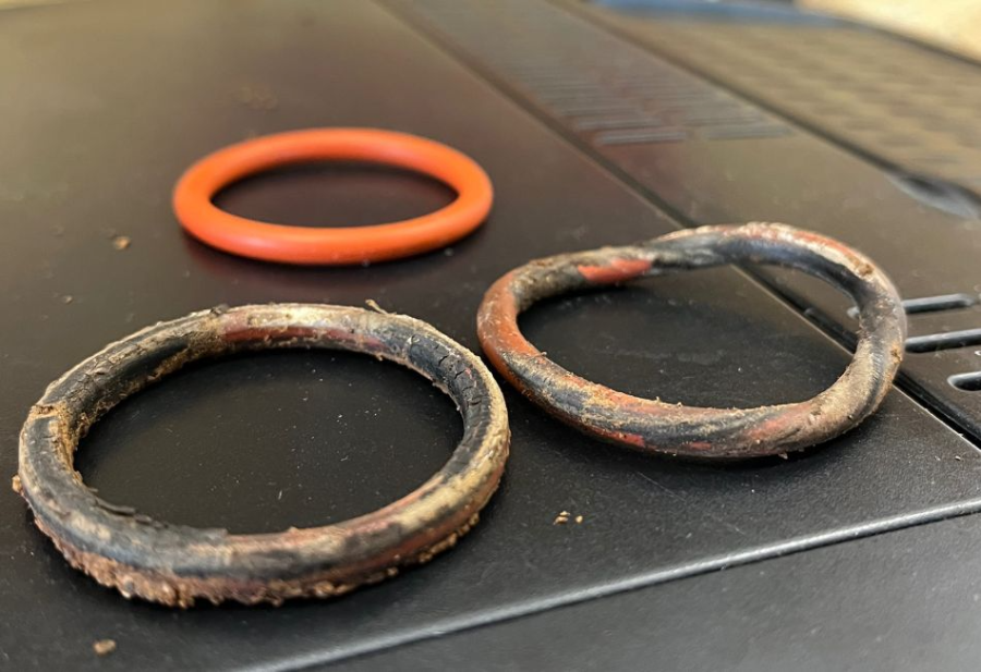 zużyte uszczelki w ekspresie do kawy